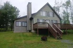 20 Woodcrest Ln, Lake Ariel, PA 18436 - Photo 1