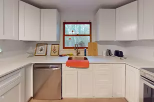 105 Longridge Dr, Lords Valley, PA 18428 - Photo 39