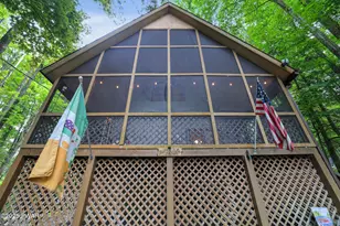 34 Elmwood Ct, Lake Ariel, PA 18436 - Photo 5