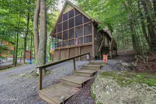 34 Elmwood Ct, Lake Ariel, PA 18436 - Photo 39