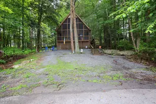 34 Elmwood Ct, Lake Ariel, PA 18436 - Photo 37