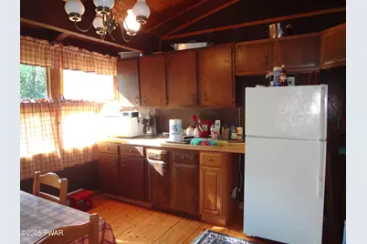 101 Gum Terrace, Greentown, PA 18426 - Photo 7