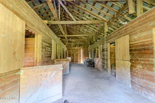 2793 Crosstown Hwy, Starlight, PA 18461 - Photo 11