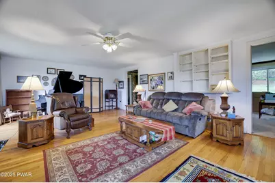 860 Rt 507, Greentown, PA 18426 - Photo 17