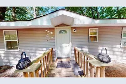 139 Chestnut Street, Dingmans Ferry, PA 18328 - Photo 3