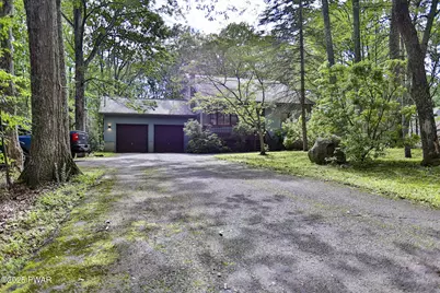 216 Canterbrook Drive, Lords Valley, PA 18328 - Photo 3