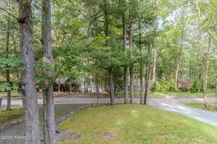 30 Lakeside Dr, Lakeville, PA 18438 - Photo 15