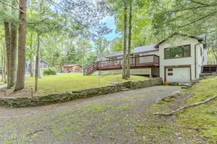 30 Lakeside Dr, Lakeville, PA 18438 - Photo 9