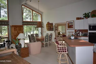 115 Heron Bay, Lords Valley, PA 18428 - Photo 11