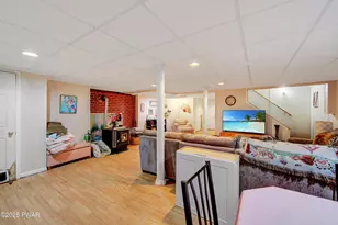 202 Fox Rd, Dingmans Ferry, PA 18328 - Photo 19