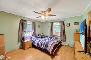 202 Fox Rd, Dingmans Ferry, PA 18328 - Photo 13