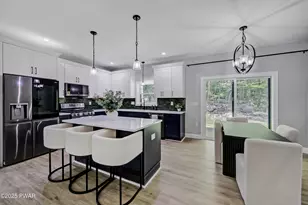 110 Middleton Dr, Milford, PA 18337 - Photo 7