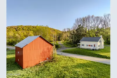 2051 Belmont Turnpike, Union Dale, PA 18470 - Photo 15