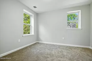 1073 West Side Dr, Newfoundland, PA 18445 - Photo 47