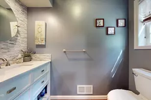 151 Primrose Ln, Milford, PA 18337 - Photo 9