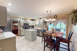 151 Primrose Ln, Milford, PA 18337 - Photo 59