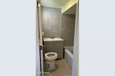 1116 Chestnut Street, Nanticoke, PA 18634 - Photo 9