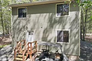 1143 Wallenpaupack Dr, Lake Ariel, PA 18436 - Photo 3