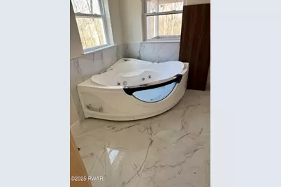 2941 S Fairway Drive, Lake Ariel, PA 18436 - Photo 9