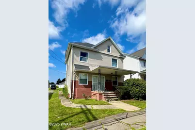 911 Lincoln Avenue, Blakely, PA 18447 - Photo 1