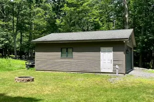 119 Upper Lakeview Dr, Hawley, PA 18428 - Photo 11