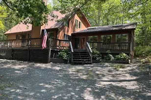 123 Portage Ln, Hawley, PA 18428 - Photo 1