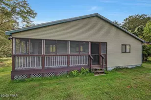 19 Golf Course Dr, Thornhurst, PA 18424 - Photo 49