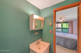 19 Golf Course Dr, Thornhurst, PA 18424 - Photo 33