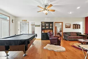 2669 Easton Turnpike, Waymart, PA 18472 - Photo 9