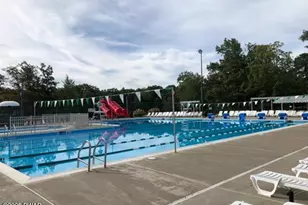 211 Hillside Dr, Lords Valley, PA 18428 - Photo 9