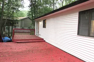 109 Rodeo Ln, Lords Valley, PA 18428 - Photo 11