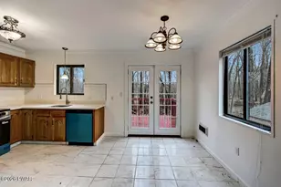 109 Rodeo Ln, Lords Valley, PA 18428 - Photo 19