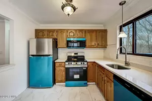 109 Rodeo Ln, Lords Valley, PA 18428 - Photo 21