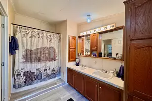 140 Rustic Rd, Greentown, PA 18426 - Photo 27