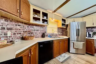 140 Rustic Rd, Greentown, PA 18426 - Photo 19