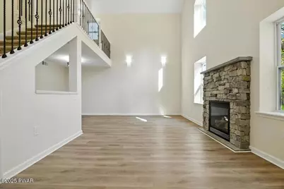 1073 Westside Drive, Newfoundland, PA 18445 - Photo 9