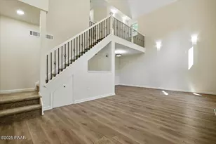 1073 West Side Dr, Newfoundland, PA 18445 - Photo 11