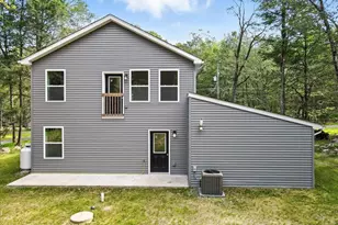 1073 West Side Dr, Newfoundland, PA 18445 - Photo 57