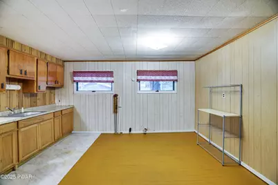 104 Hickory Drive, Greentown, PA 18426 - Photo 5