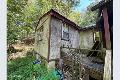 1624 Rt 507, Greentown, PA 18426 - Photo 13