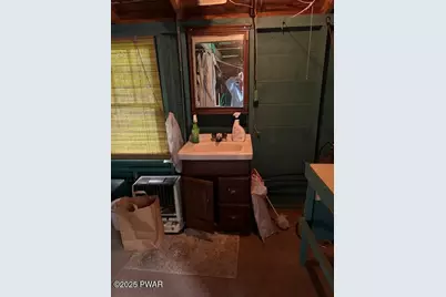 113 Lake Minisink Road E, Dingmans Ferry, PA 18328 - Photo 7