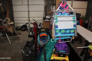 203 Upper Lakeview Dr, Hawley, PA 18428 - Photo 23