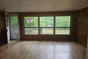 138 Mountain Lake Dr, Dingmans Ferry, PA 18328 - Photo 3