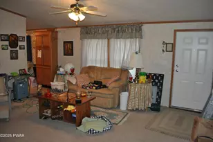 418 Upper W Dr, Other, PA 18640 - Photo 15