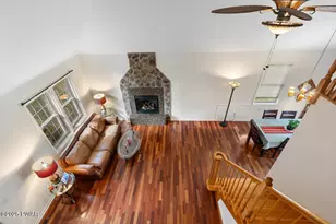 22 Meadows Dr, Hawley, PA 18428 - Photo 7