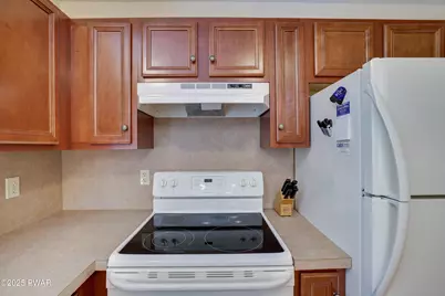 155 Lakewood Drive, Canadensis, PA 18325 - Photo 11