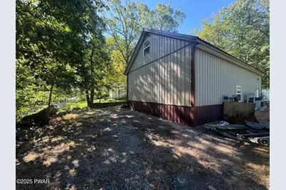 2940 Owego Turnpike, Hawley, PA 18428 - Photo 33