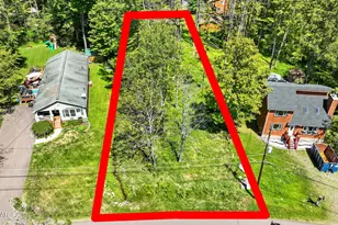 340 N Gate Rd, Lake Ariel, PA 18436 - Photo 1