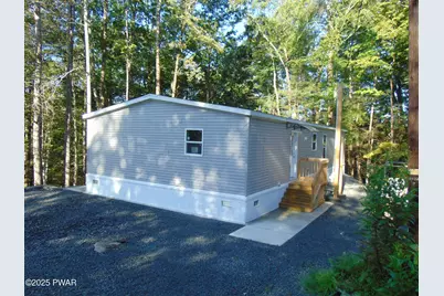 132 Spruce Street, Greentown, PA 18426 - Photo 3