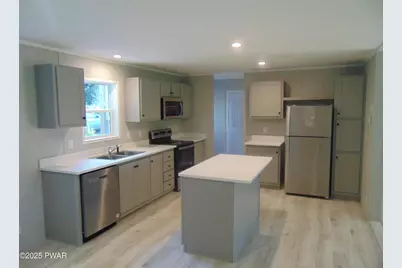 132 Spruce Street, Greentown, PA 18426 - Photo 9